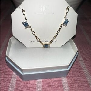 Bomb Party Aqua Blue Ice Crystal